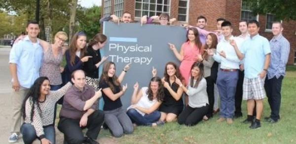 Group Photo of CSI Students in Physical Therapy Program